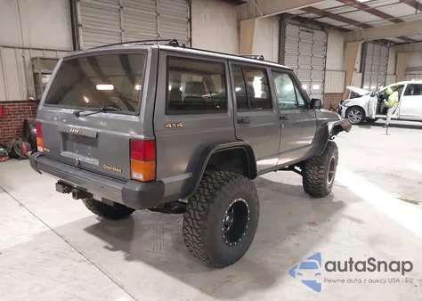 1988 Jeep Cherokee Limited z USA, uszkodzony, nr VIN 1JCMT7897JT219024